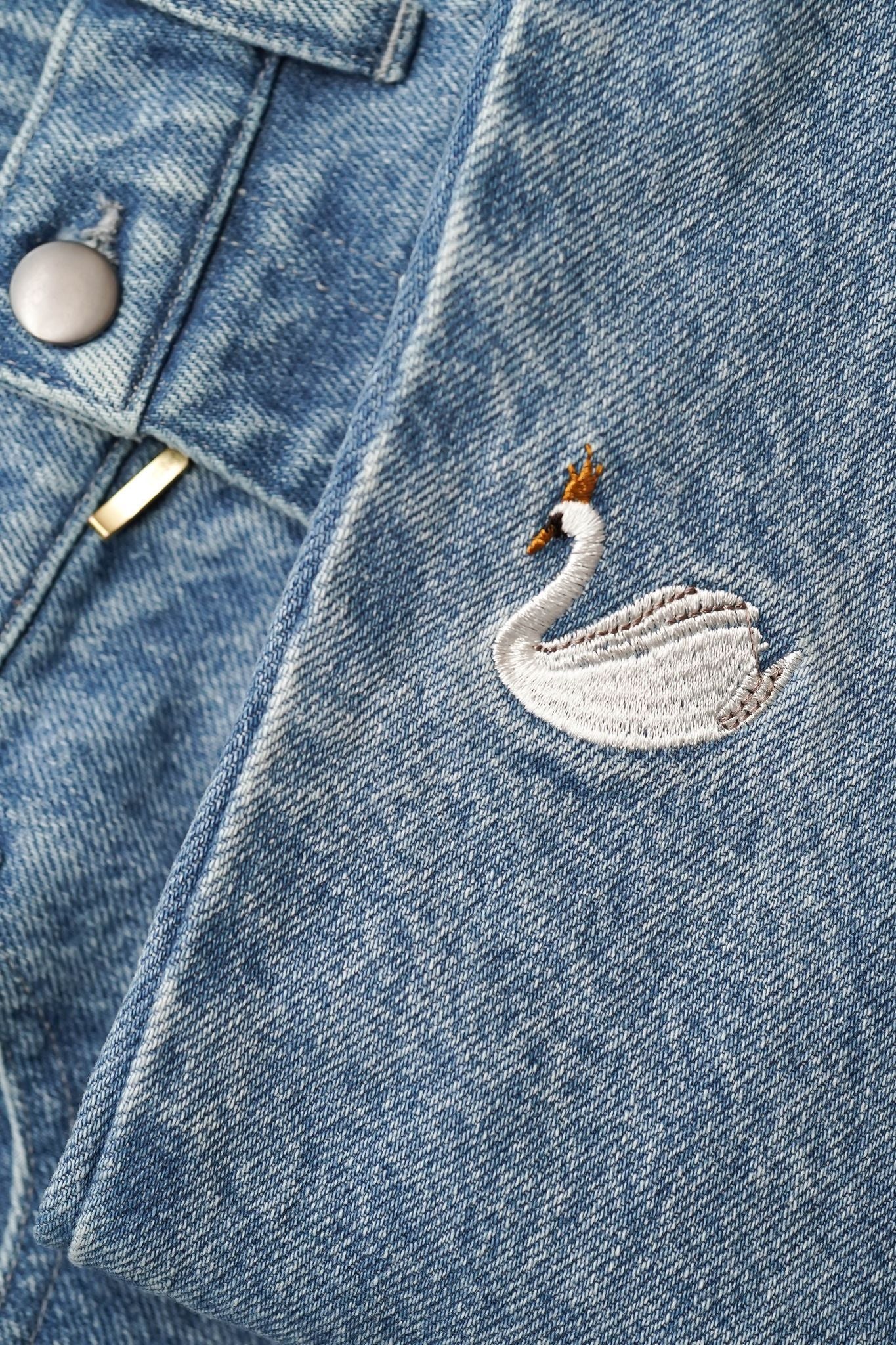 ジーンズ / Embroidered Jeans