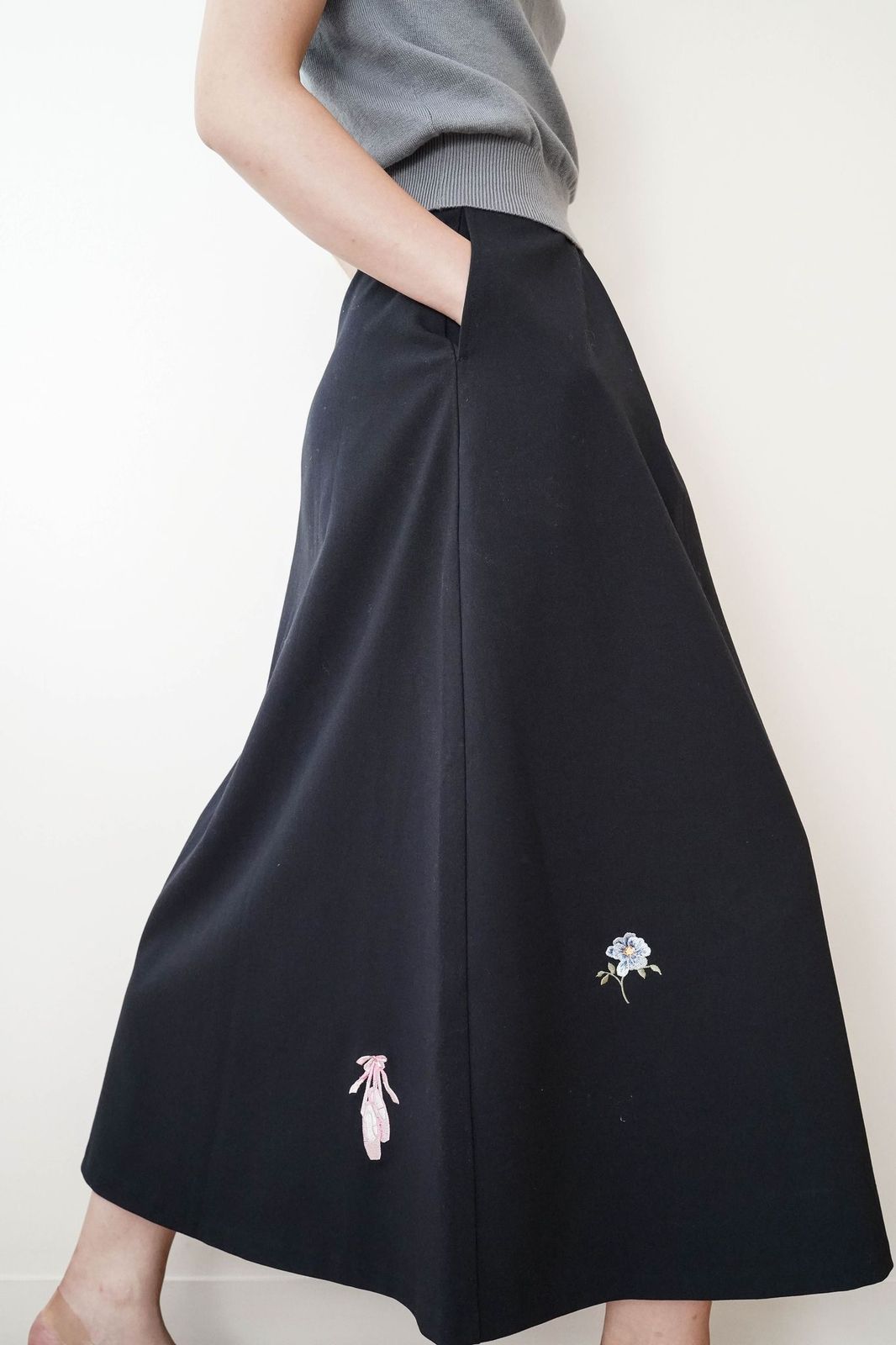 スカート / Embroidered Skirt